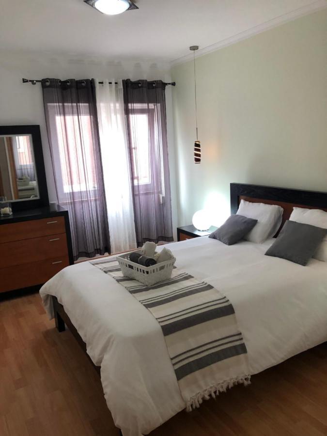 Appartement Jusqu'A 6 Personnes Sur La Presqu'Ile De Peniche Surf Portugal Bagian luar foto